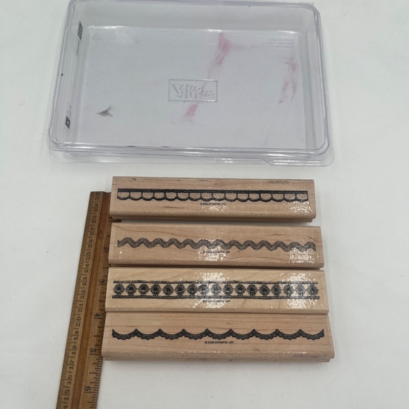 Stampin’ Up! Trimtastic - Set of 4 Lace Border Rubber Wood Mounted Stamps - Picture 2 of 4